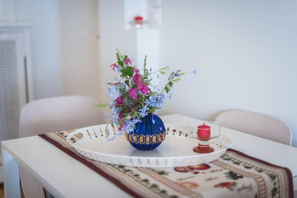 New! Bright & Remodeled 1Bed Apt 2Min Walk To Acropolis Афины Экстерьер фото